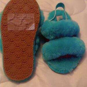 Brand new toddler ugh sandals